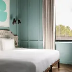 Hotel The Dean