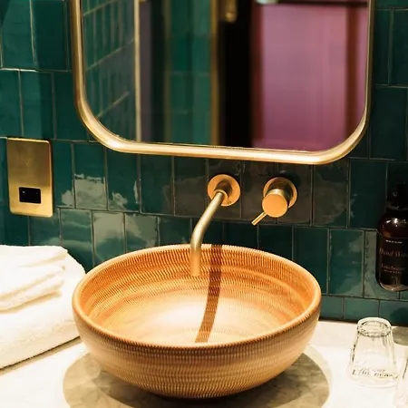 Otel The Dean Galway