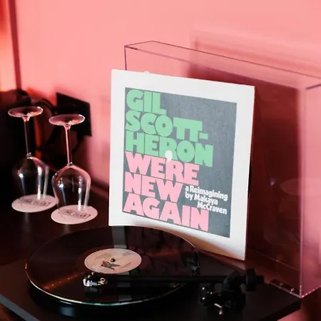 Otel The Dean Galway