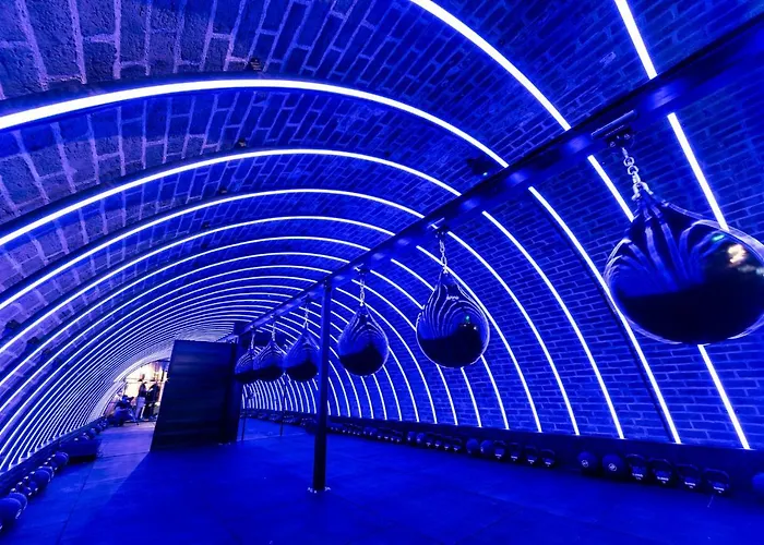 ホテル The Dean ゴールウェイ